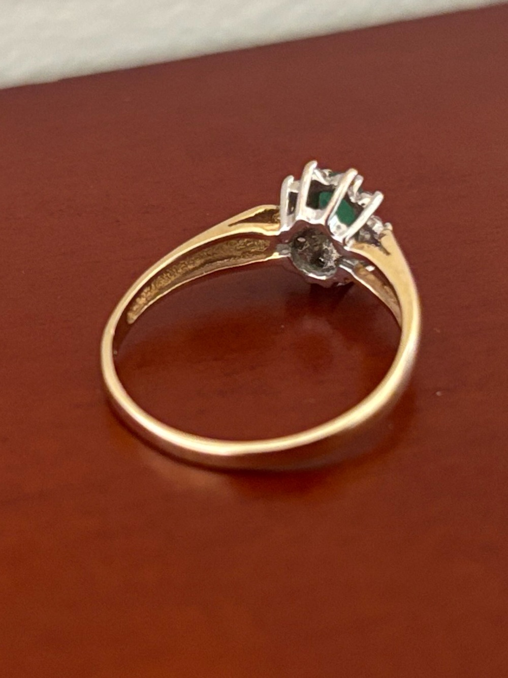 10K Emerald & Diamond Halo Yellow Gold Ring size 7 - Picture 6 of 6